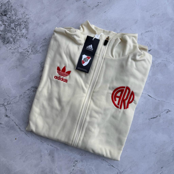 River Plate campera premium 2025/26 - Image 2